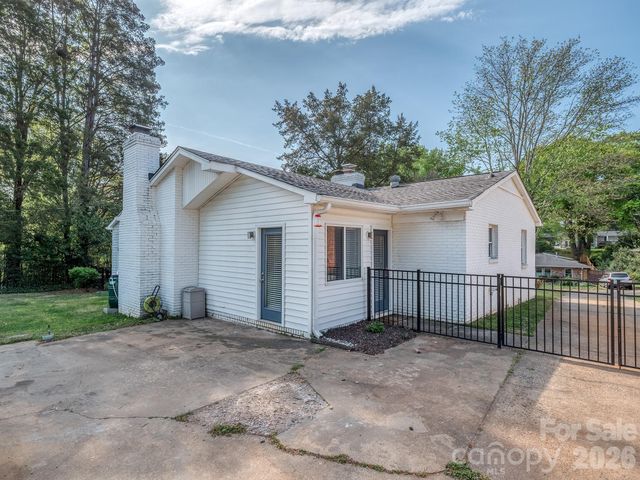 609 Cooper Drive, Charlotte, NC 28210