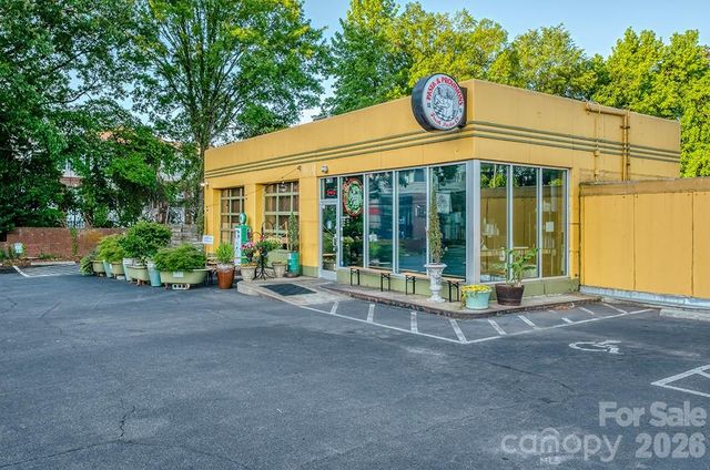 609 Cooper Drive, Charlotte, NC 28210