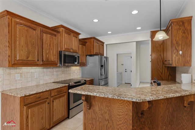 9445 N Pointe Circle, Greenwood, LA 71033