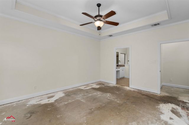 9445 N Pointe Circle, Greenwood, LA 71033