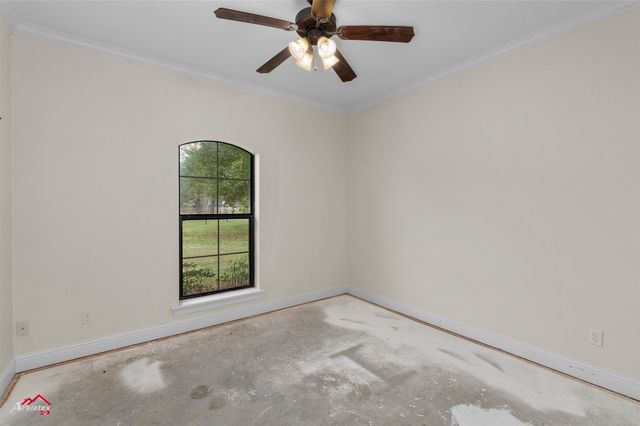 9445 N Pointe Circle, Greenwood, LA 71033