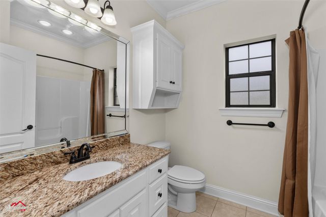 9445 N Pointe Circle, Greenwood, LA 71033