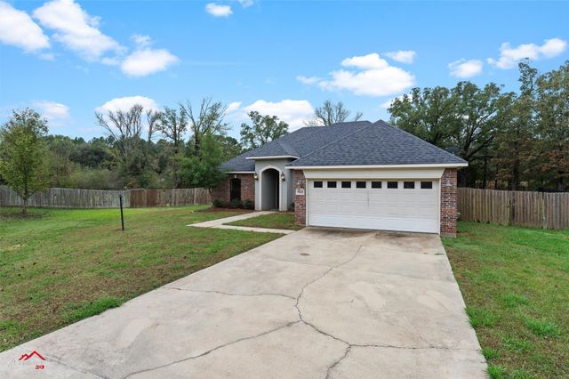 9445 N Pointe Circle, Greenwood, LA 71033