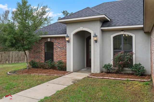 9445 N Pointe Circle, Greenwood, LA 71033
