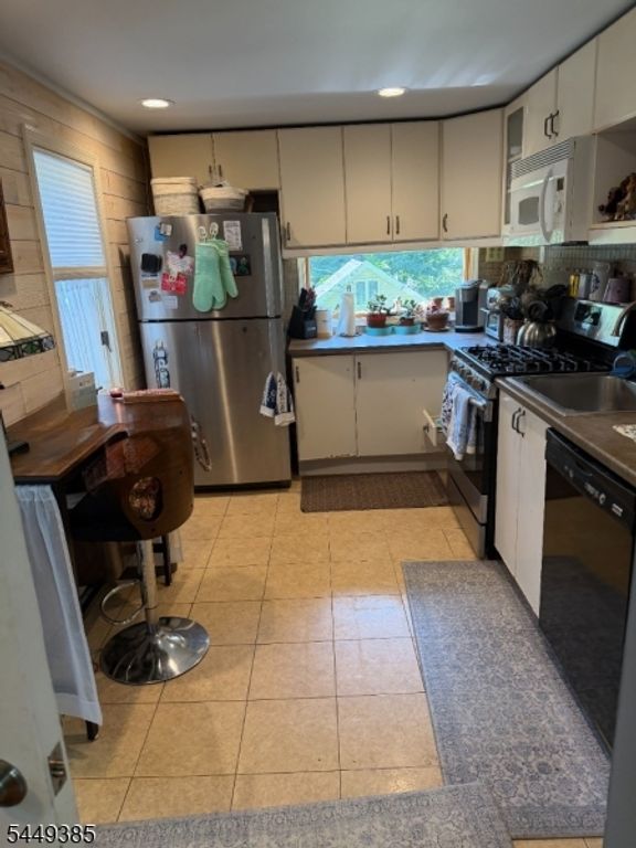 209 Wawayanda Rd, Vernon Twp., NJ 07422 — photo 3