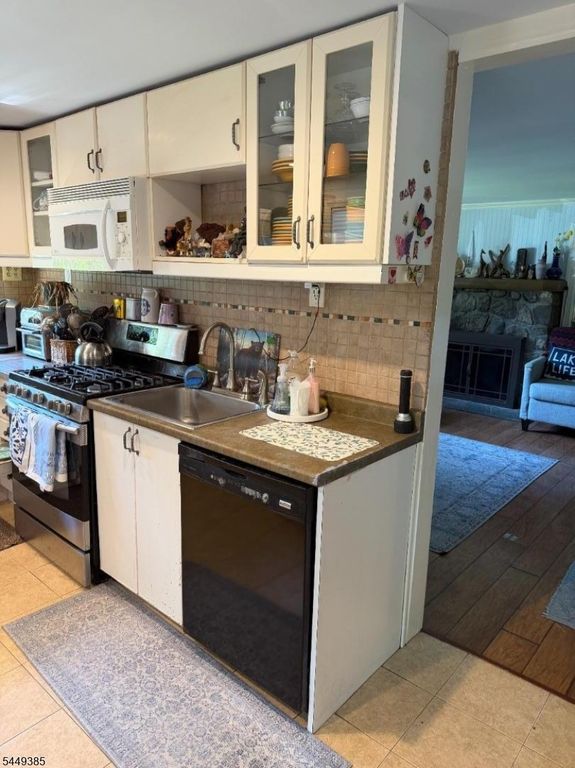 209 Wawayanda Rd, Vernon Twp., NJ 07422 — photo 4