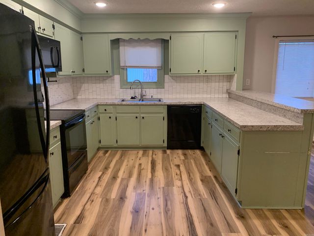 19 Alina Lane, Hot Springs Village, AR 71909