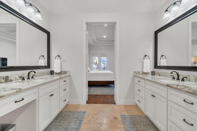 5021 Augusta Street, Houston, TX 77007