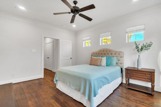 5021 Augusta Street, Houston, TX 77007