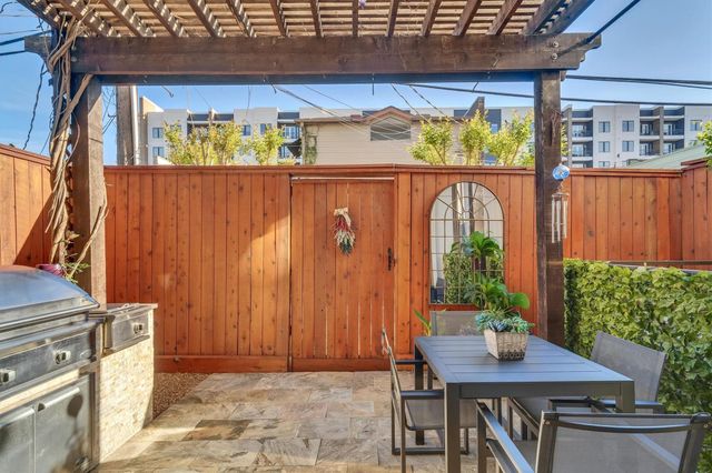 5021 Augusta Street, Houston, TX 77007