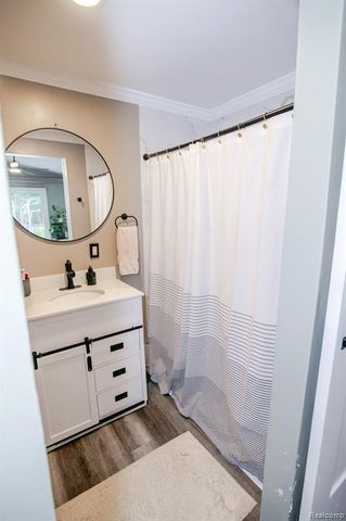 6063 Catalpa Avenue, Sterling Heights, MI 48314