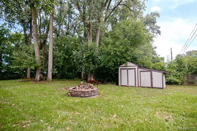 6063 Catalpa Avenue, Sterling Heights, MI 48314