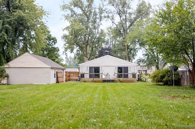 6063 Catalpa Avenue, Sterling Heights, MI 48314