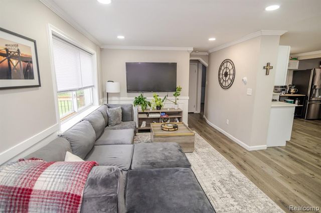 6063 Catalpa Avenue, Sterling Heights, MI 48314