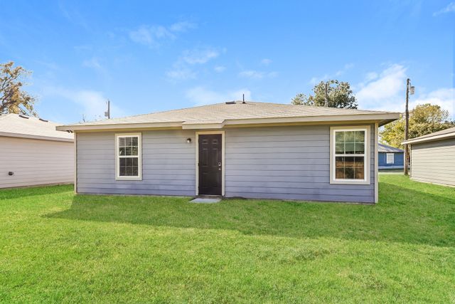 1308 N Brazos Avenue, Cleburne, TX 76031