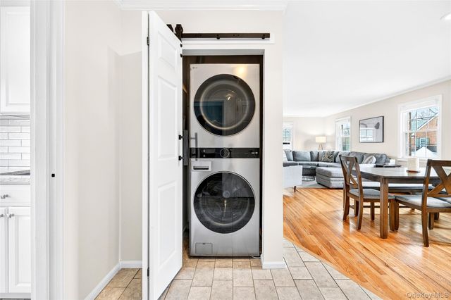 66 Robins Crescent 66, New Rochelle, NY 10801