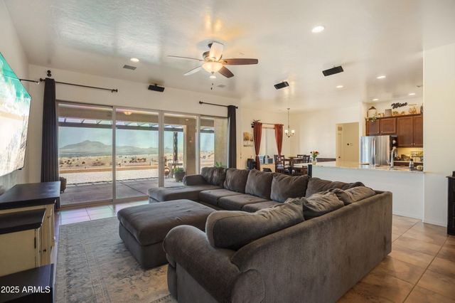 6100 E DARLEY Drive, Hereford, AZ 85615