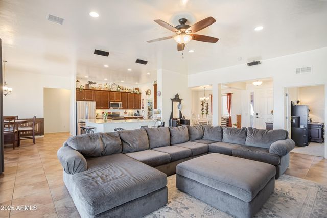 6100 E DARLEY Drive, Hereford, AZ 85615