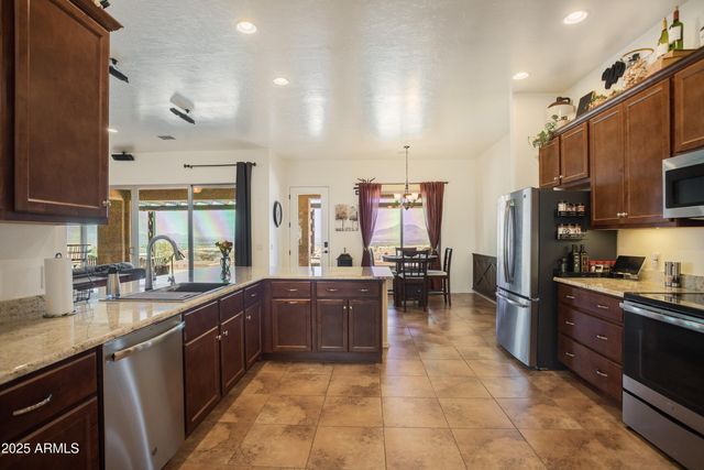 6100 E DARLEY Drive, Hereford, AZ 85615