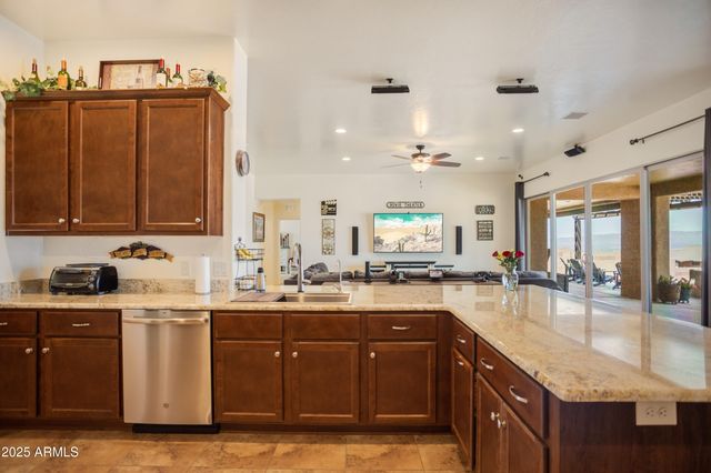 6100 E DARLEY Drive, Hereford, AZ 85615