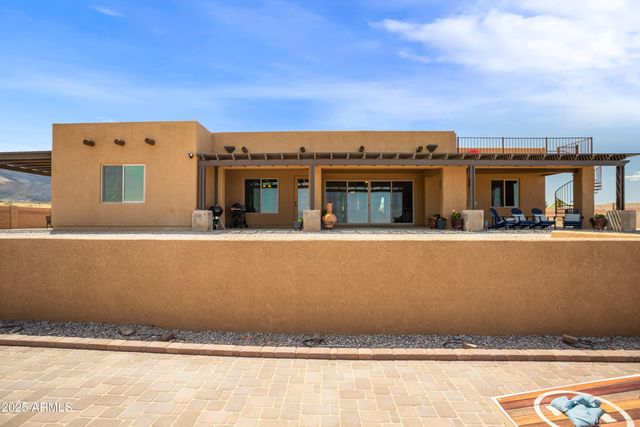 6100 E DARLEY Drive, Hereford, AZ 85615