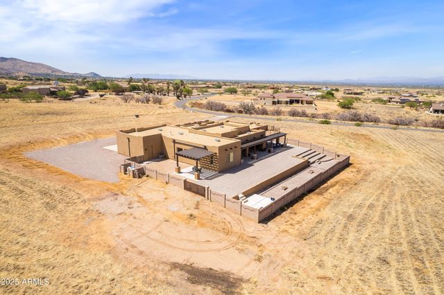 6100 E DARLEY Drive, Hereford, AZ 85615