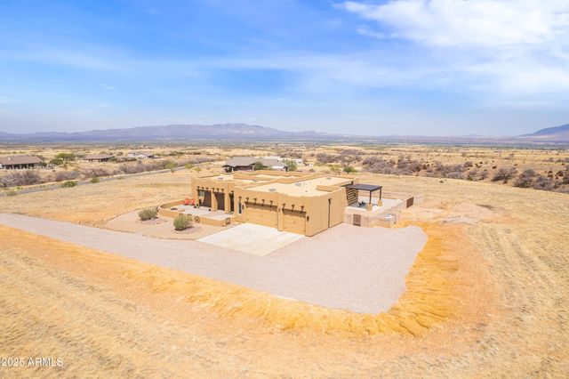 6100 E DARLEY Drive, Hereford, AZ 85615