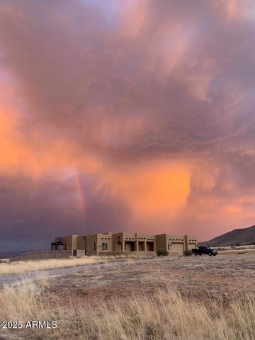 6100 E DARLEY Drive, Hereford, AZ 85615