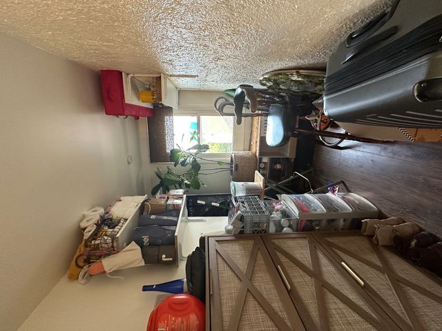 5110 W Byron Street 2, Chicago, IL 60641