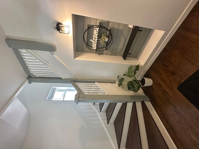 5110 W Byron Street 2, Chicago, IL 60641