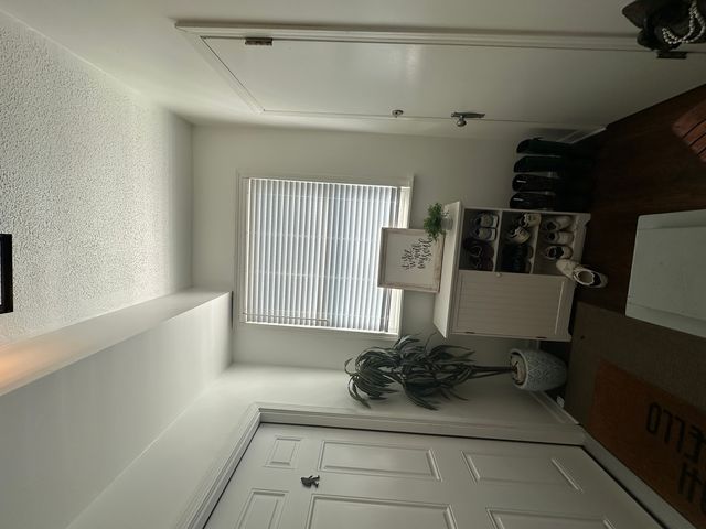 5110 W Byron Street 2, Chicago, IL 60641