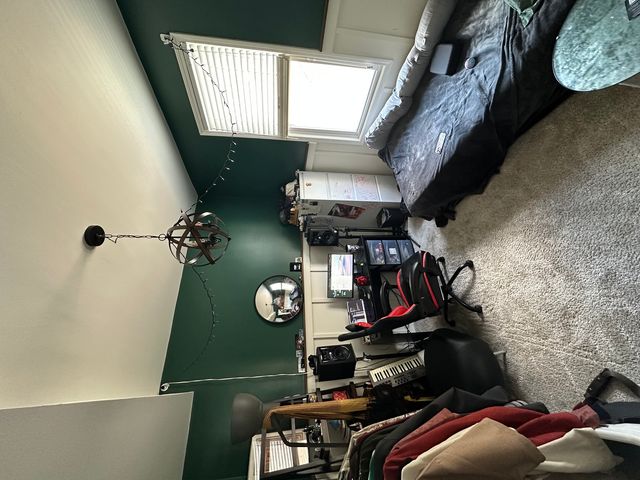 5110 W Byron Street 2, Chicago, IL 60641
