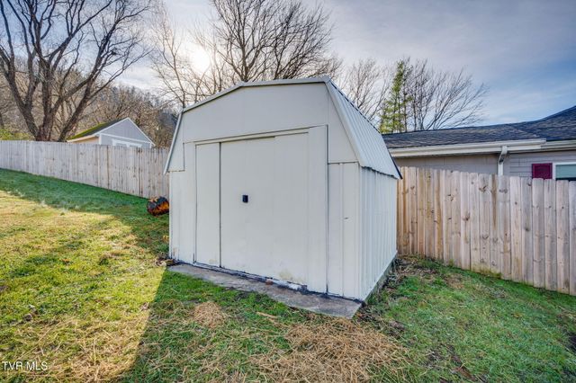 201 Okolona Drive, Erwin, TN 37650