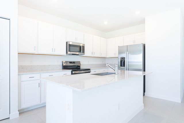 630 SE Lake Falls Street, Port St. Lucie, Port St Lucie, FL 34984