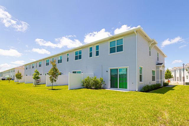 630 SE Lake Falls Street, Port St. Lucie, Port St Lucie, FL 34984