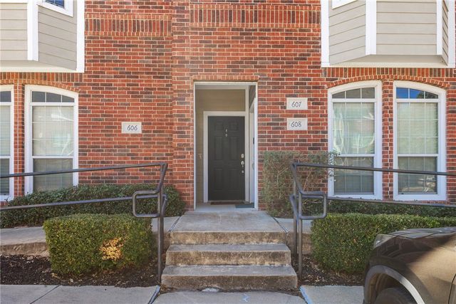 1198 Jones Butler Road 606, College Station, TX 77840