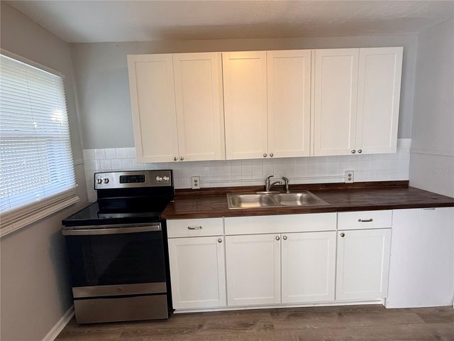 776 27TH AVENUE N, St Petersburg, FL 33704