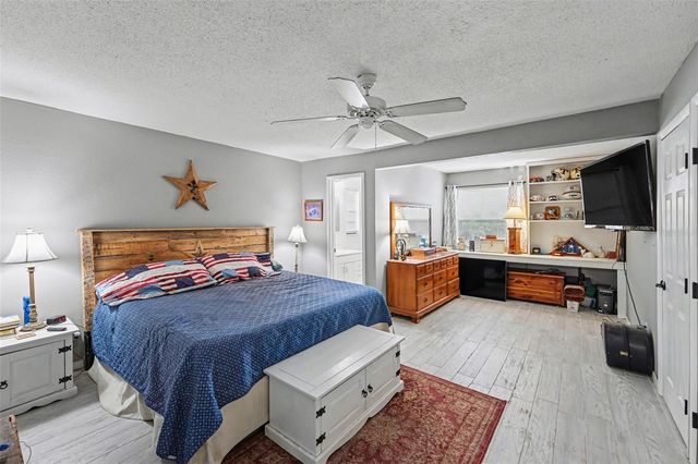 429 MANOR BOULEVARD, Palm Harbor, FL 34683