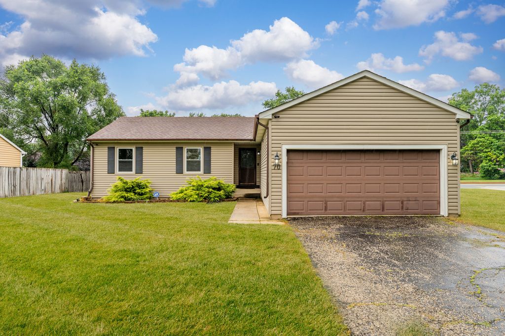 70 AUGUSTA Court, Glendale Heights, IL 60139