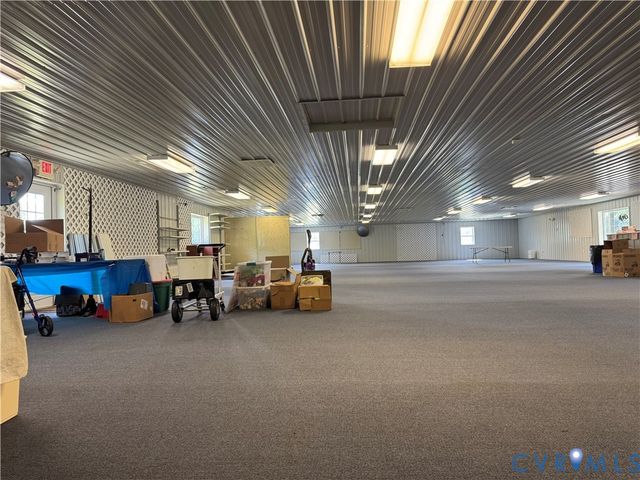 27 Bayberry Ln, Farmville, VA 23901