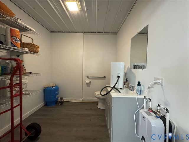 27 Bayberry Ln, Farmville, VA 23901