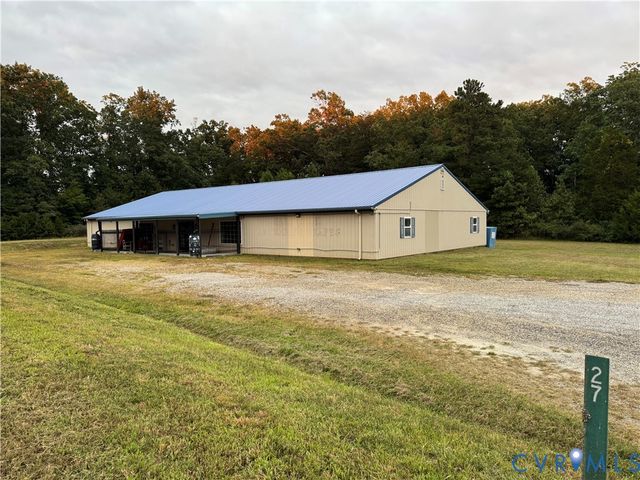 27 Bayberry Ln, Farmville, VA 23901