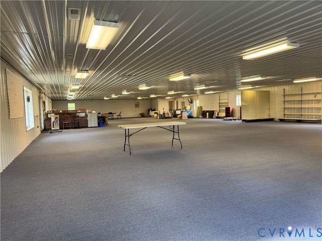 27 Bayberry Ln, Farmville, VA 23901