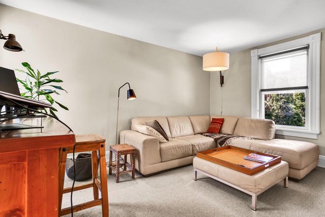 1323 N Astor STREET, Milwaukee, WI 53202