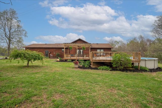 79 French Rd, Loretto, TN 38469
