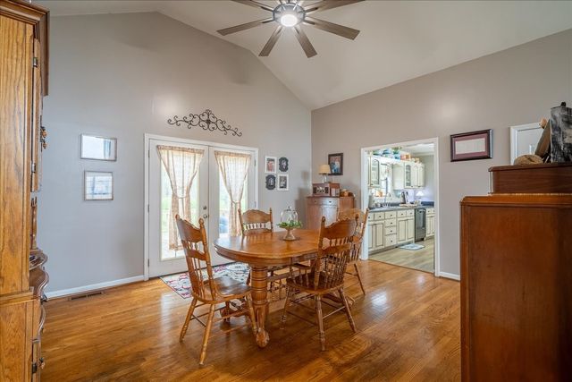 79 French Rd, Loretto, TN 38469