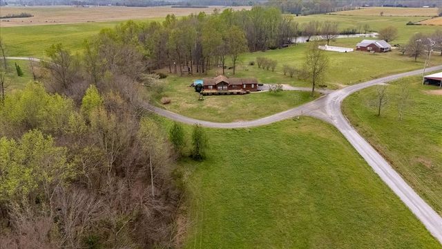 79 French Rd, Loretto, TN 38469