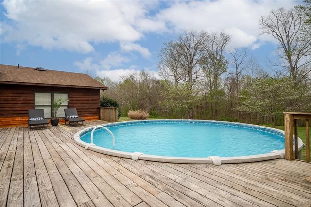 79 French Rd, Loretto, TN 38469