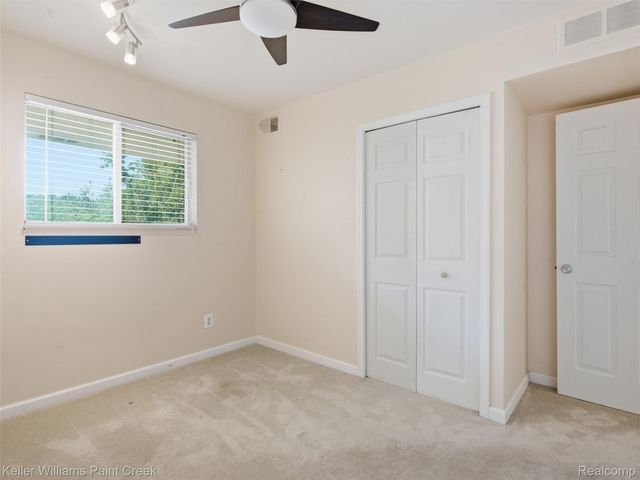 42630 Plymouth Hollow Drive 17, Plymouth Charter Township, MI 48170