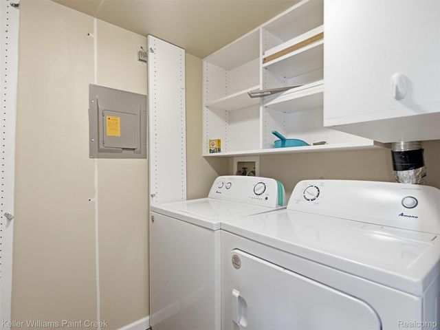 42630 Plymouth Hollow Drive 17, Plymouth Charter Township, MI 48170